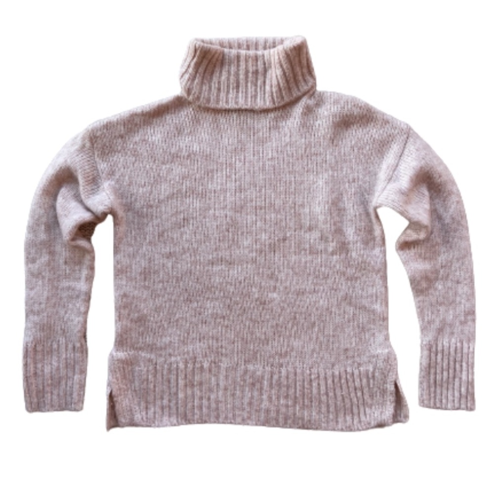 ⭐️ 3 for $8 Banana Republic Knit Sweater